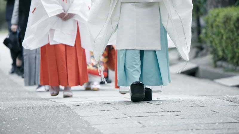 How many different colors are traditional hakama? - KUDEN by TAKAHIRO SATO