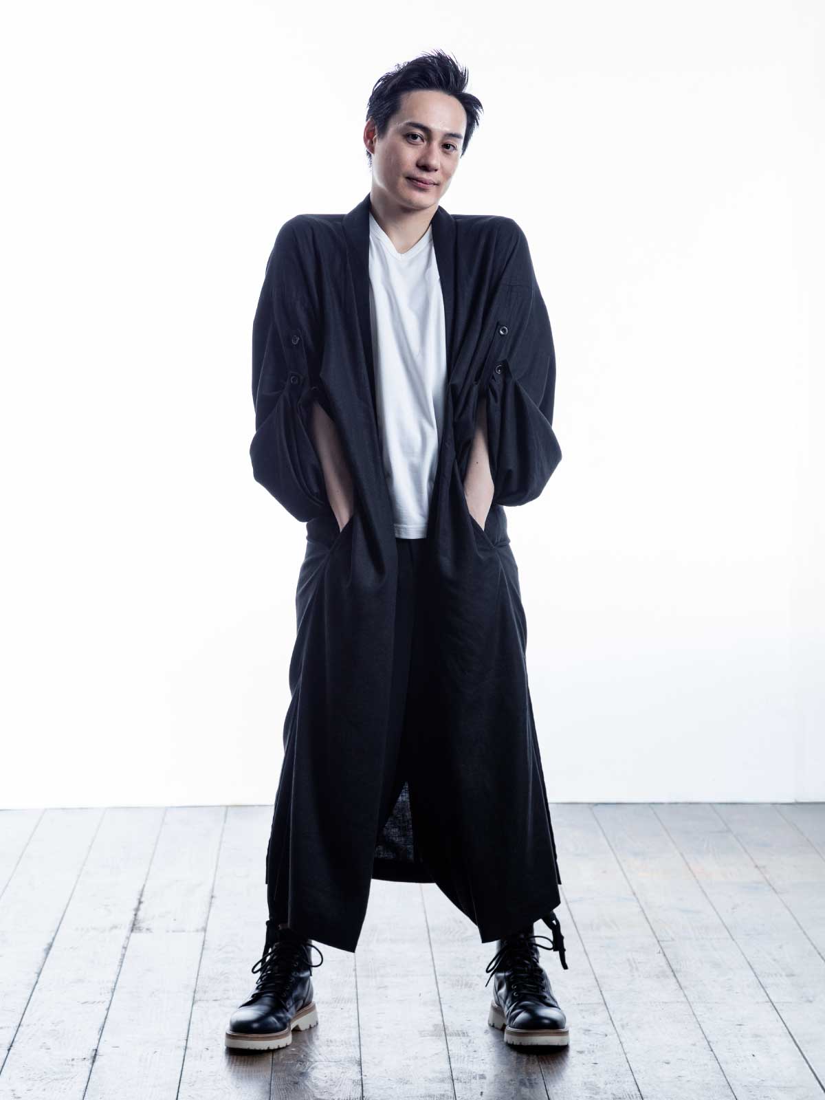 Samurai Mode Kimono Gown – KUDEN by TAKAHIRO SATO