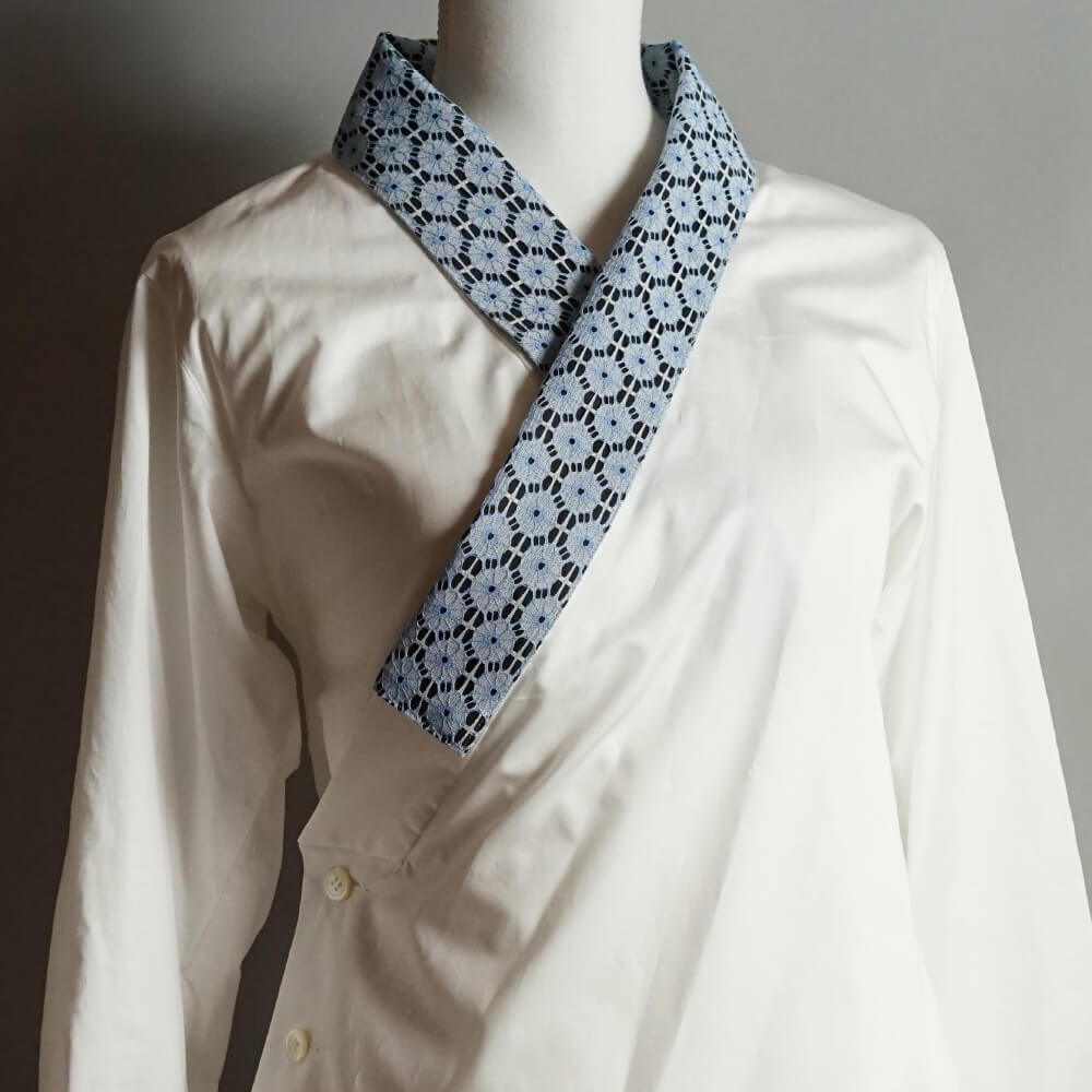 Attachable Lace collar Gerbera Blue 001-BB for Juban Shirt