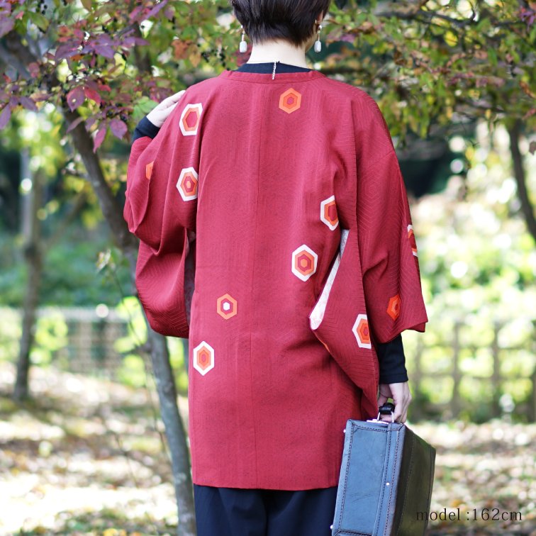 Red modern pattern designed michiyuki,Japanese vintage kimono,womens kimetsu no yaiba samurai