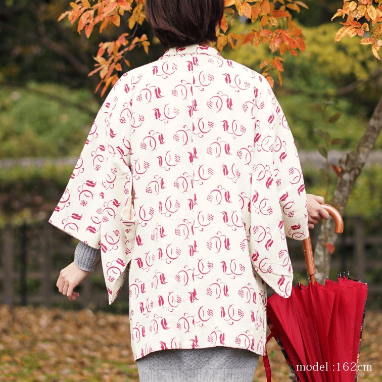 Red modern pattern on white haori,Japanese vintage kimono,womens kimetsu no yaiba samurai