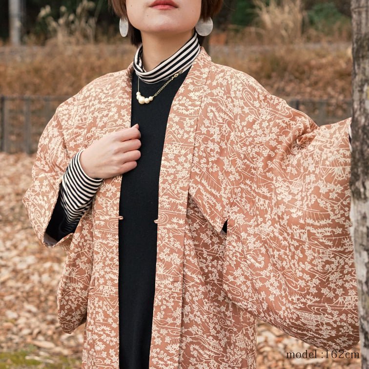 Light brown haori with white flowerplants pattern – KUDEN by