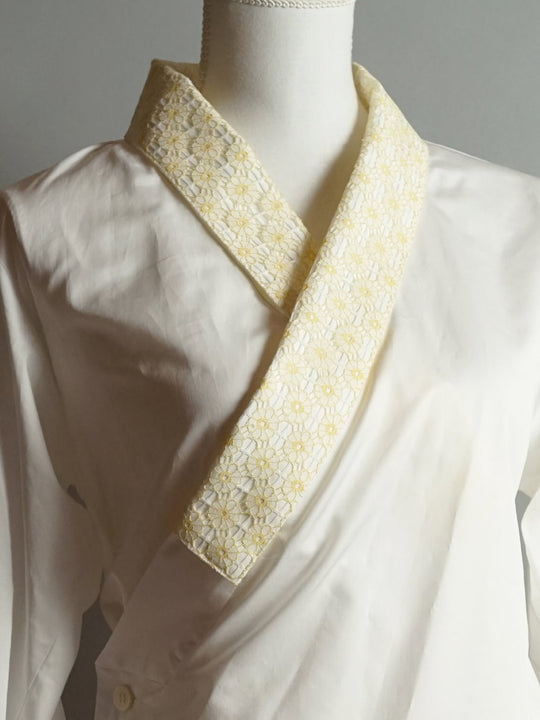 Attachable Lace collar Gerbera White base for Juban Shirt - KUDEN by TAKAHIRO SATO