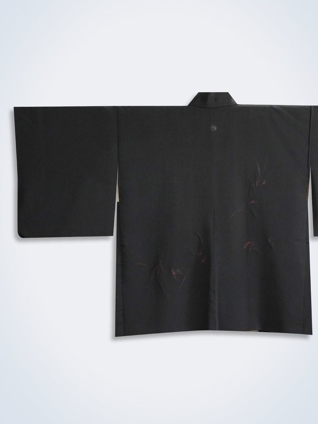 Black haori with family crest [H-A13] - KUDEN by TAKAHIRO SATO