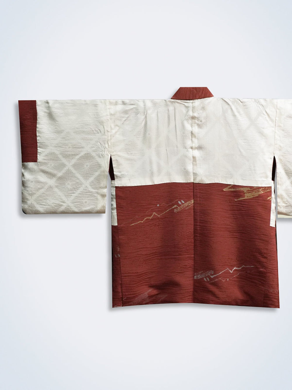 Deep red haori with gold&silver pattern [H-A47] - KUDEN by TAKAHIRO SATO