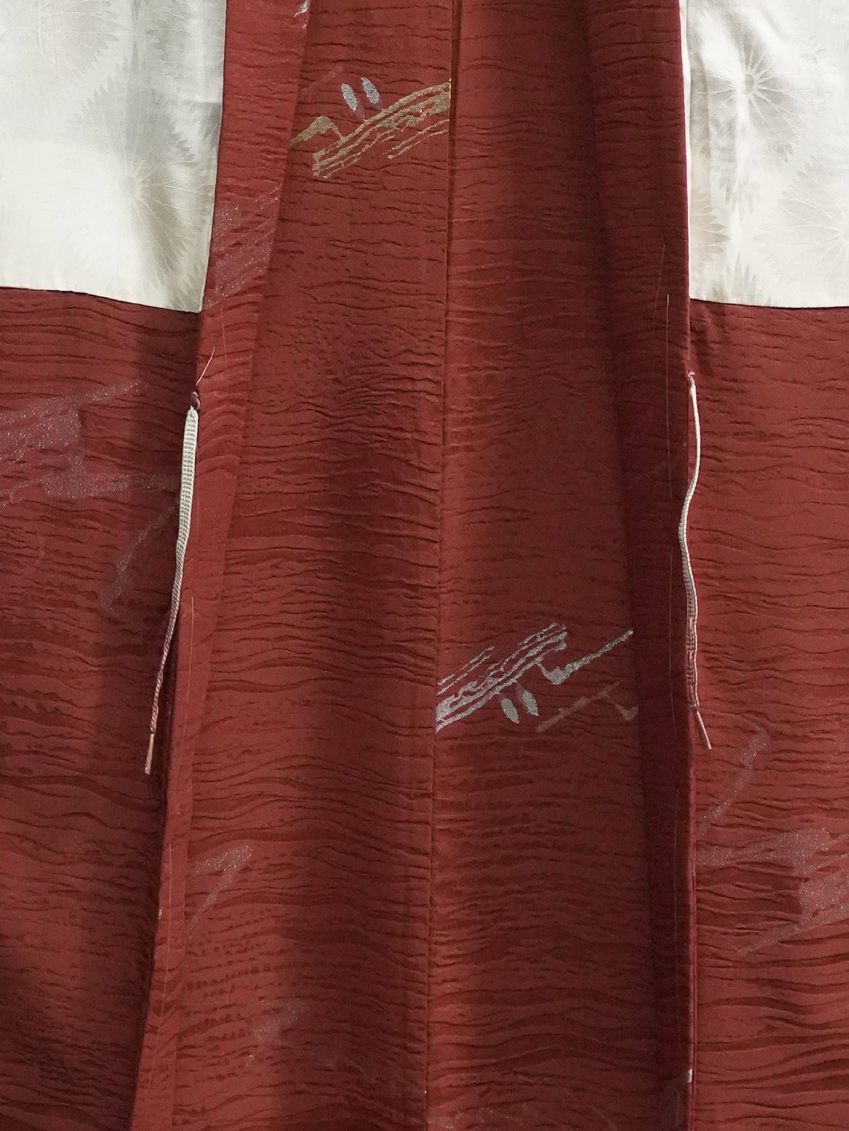 Deep red haori with gold&silver pattern [H-A47] - KUDEN by TAKAHIRO SATO